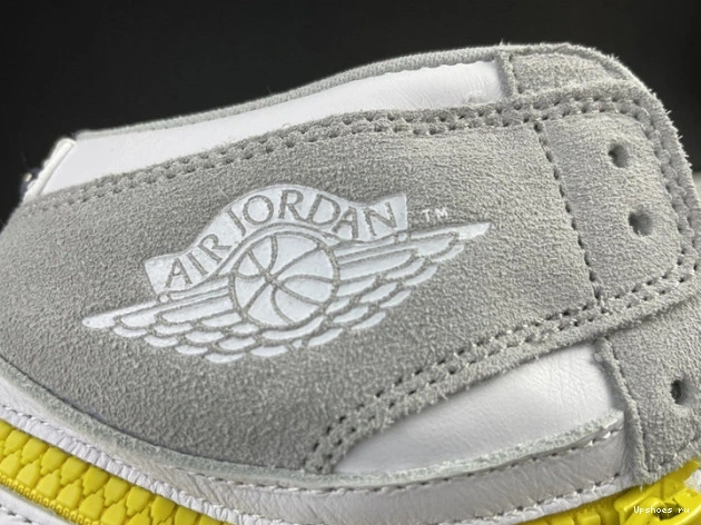 Smoke Switch Jordan 1 Air - High Light CW6576-100 0924
